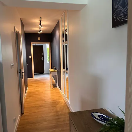 Szafirowy Z Basenem Kolo Leby * Zarnowska